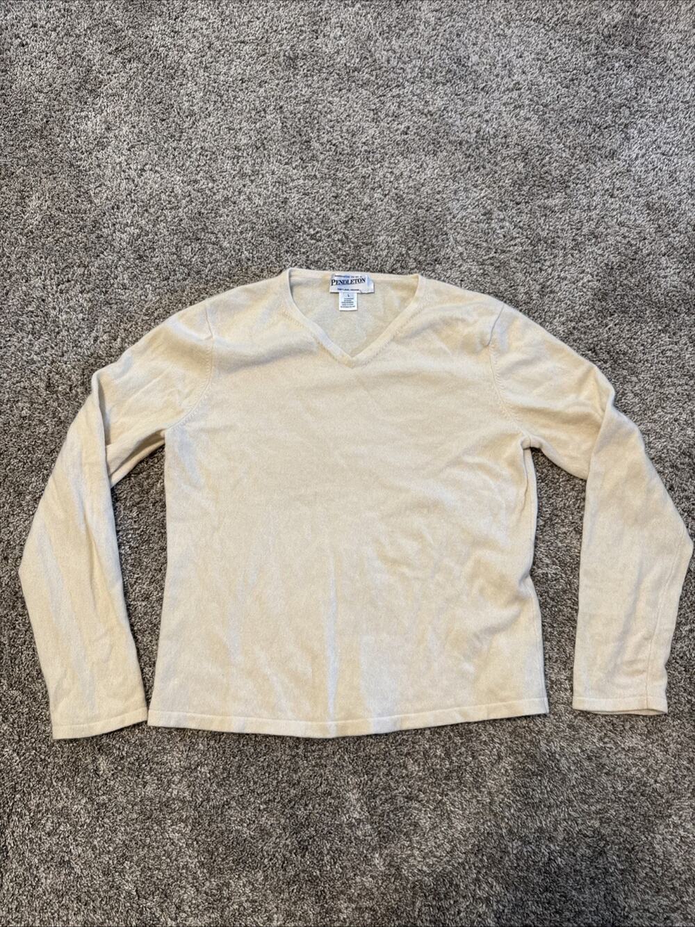 Pendleton Women’s 100% Cashmere V-neck Sweater Cream L